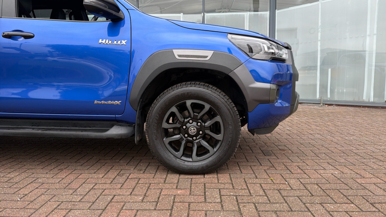 Toyota Hilux Diesel Invincible X D/Cab Pick Up 2.8 D-4D Auto